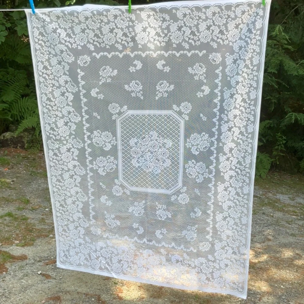 Vintage White Floral Lace Tablecloth - Rectangular 52x70 - Romantic Cottagecore